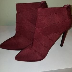 Jessica Simpson 9M Boots